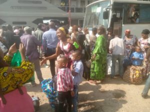 Lire la suite à propos de l’article Mercredi 26 Mai, 17h05 Goma #InfoNyiragongo2021: La ville de Bukavu accueille plusieurs déplacés de l’éruption de Nyiragongo
