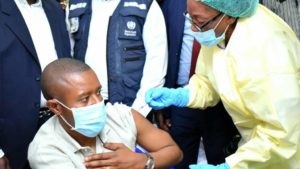 Lire la suite à propos de l’article Nord-kivu : Lancement des opérations de vaccination contre la covid-19, le magazine CORONA TABU YA JAMII de Pole Institute revient sur l’événement
