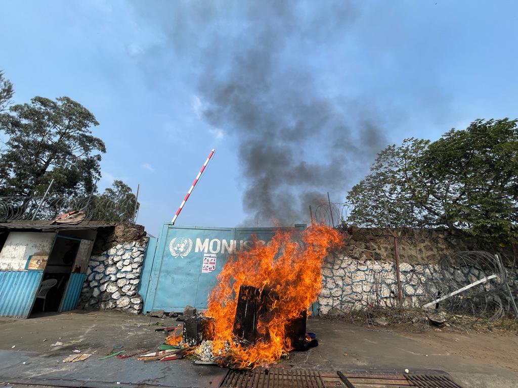 You are currently viewing Goma société : les manifestations anti-Monusco transformées en scènes de pillage.