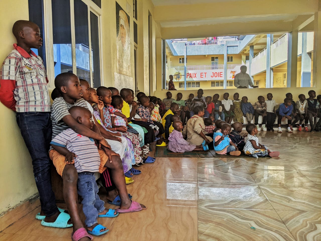 You are currently viewing Journée Mondiale de l’alphabétisation: A Goma, les LIONS au chevet des enfants démunis