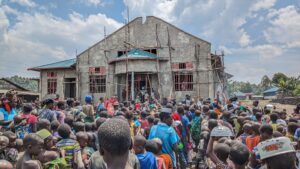 Lire la suite à propos de l’article Goma: des jeunes en déhors de leurs zones de confort pour les déplacés
