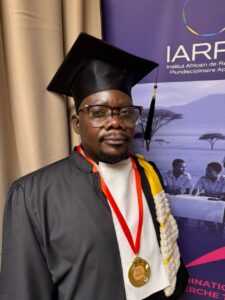 Lire la suite à propos de l’article Interview avec Pascal CHIRHALWIRWA distingué Docteur Honoris Causa à Dakar￼